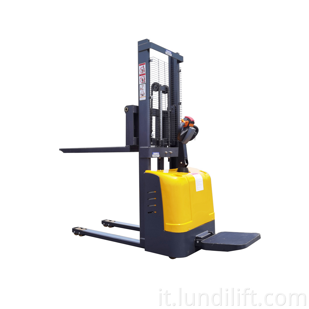 Electric Rider Stacker